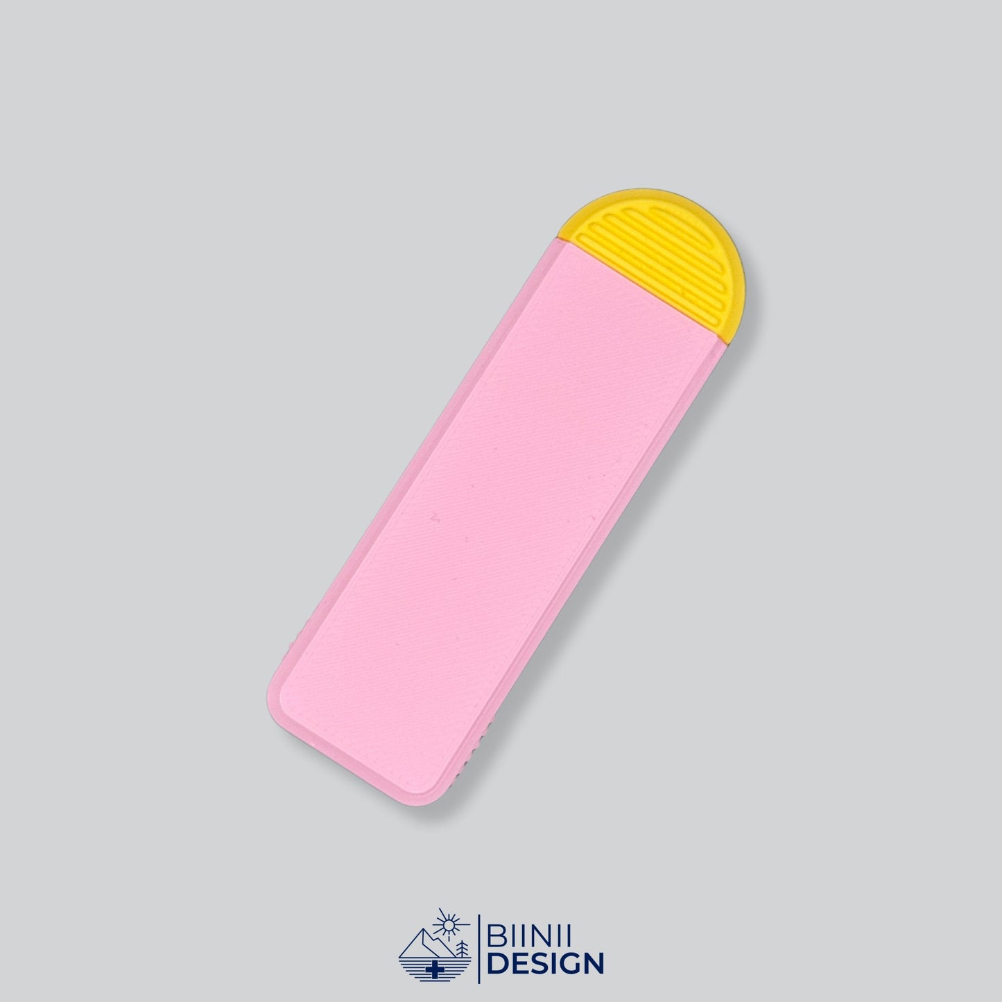 Pink/Yellow Two-Tone Minimalist 4-Compartment Pill Holder with 49 custom color options. Swiss-made design by Biinii Design for durable travel.