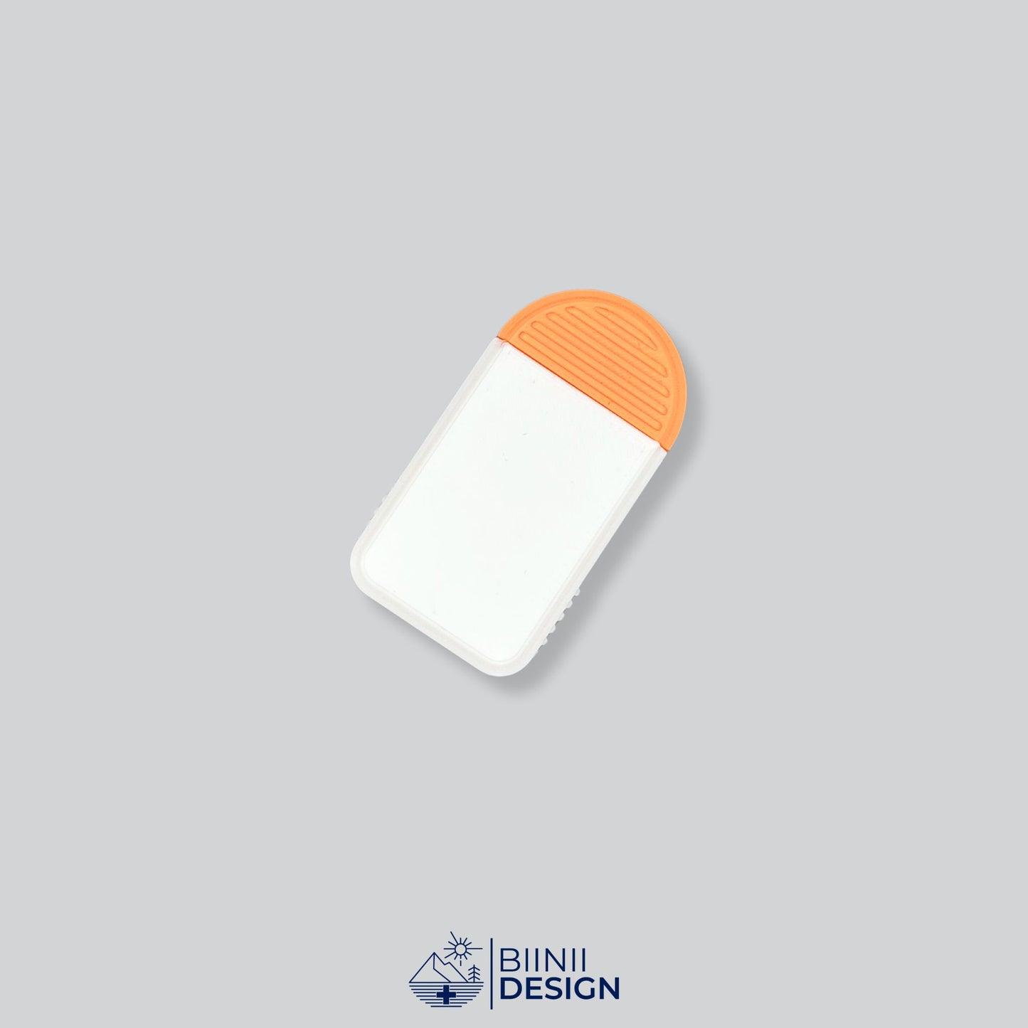 Bold white-and-orange 2-compartment pill organizer, Swiss-made compact pillbox for vitamins, supplements or medication, colorful design.
Keywords: pill organizer, pillbox, pill case, pill holder, supplement box