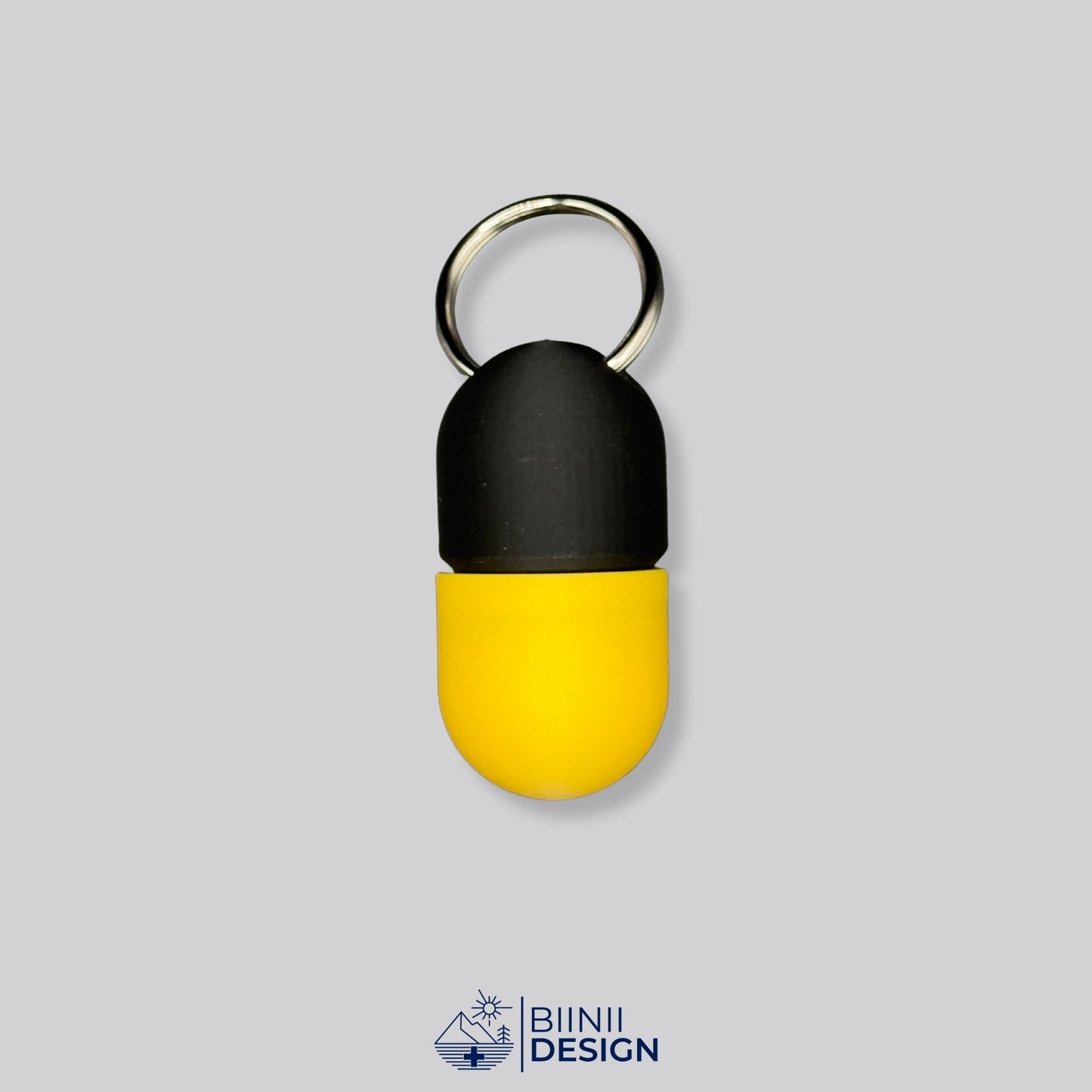 Black and yellow capsule pillbox with keychain. Designed for active routines and travel, perfect for supplements or daily pills.
Keywords: travel supplement case, yellow pillbox, keyring med holder