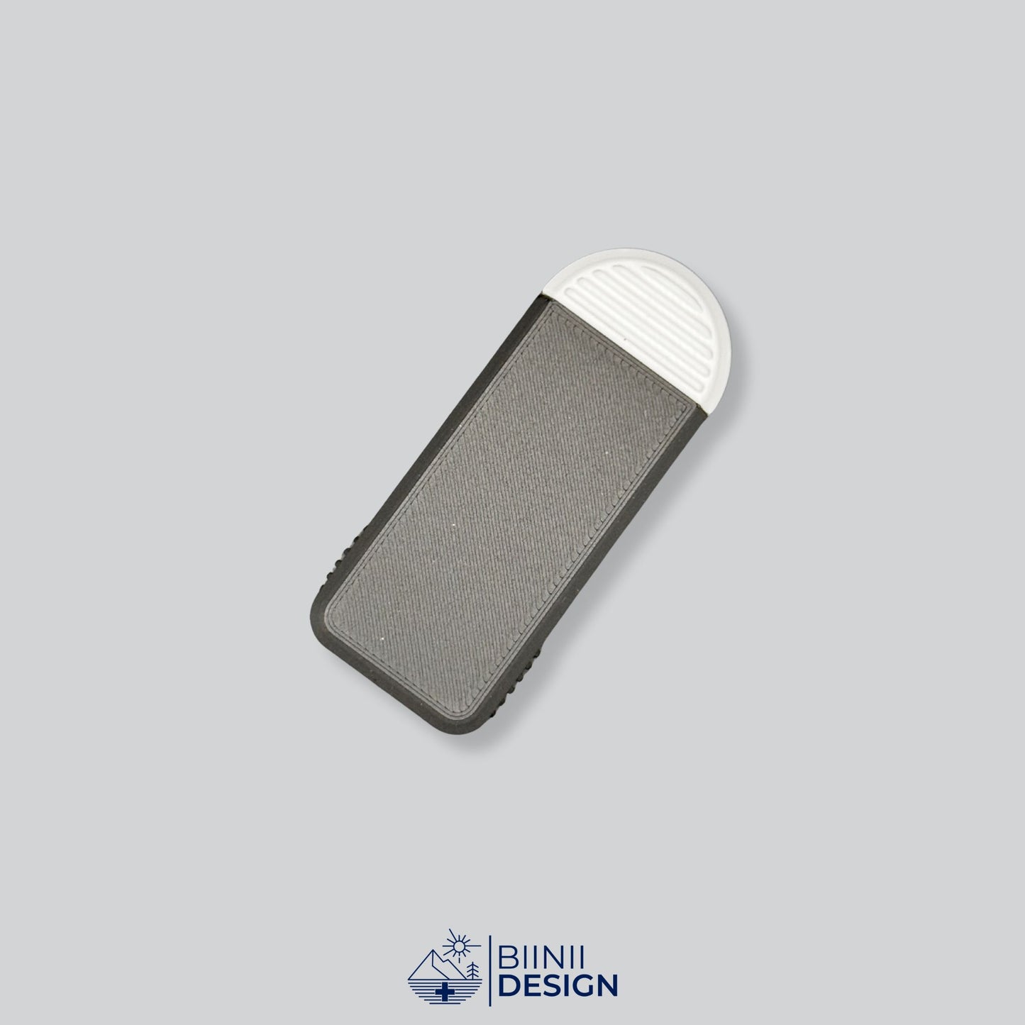 Black/White Two-Tone Minimalist 3-Compartment Pill Holder with 49 custom color options. Swiss-made design by Biinii Design for durable travel.