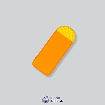 Compact 3-compartment pill box with an orange lid and a yellow base, for pills taken 3 times a day.