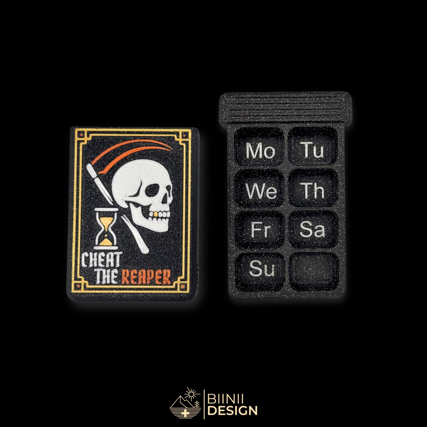 Weekly Reaper pill organizer in galaxy black with Monday-start layout, Swiss-made skull and scythe artistic design.
Keywords: pillbox, pill organizer, weekly pill case, gothic